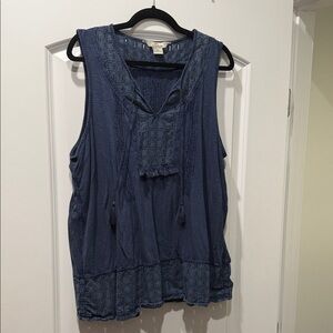 Elegant Navy Sleeveless Blouse